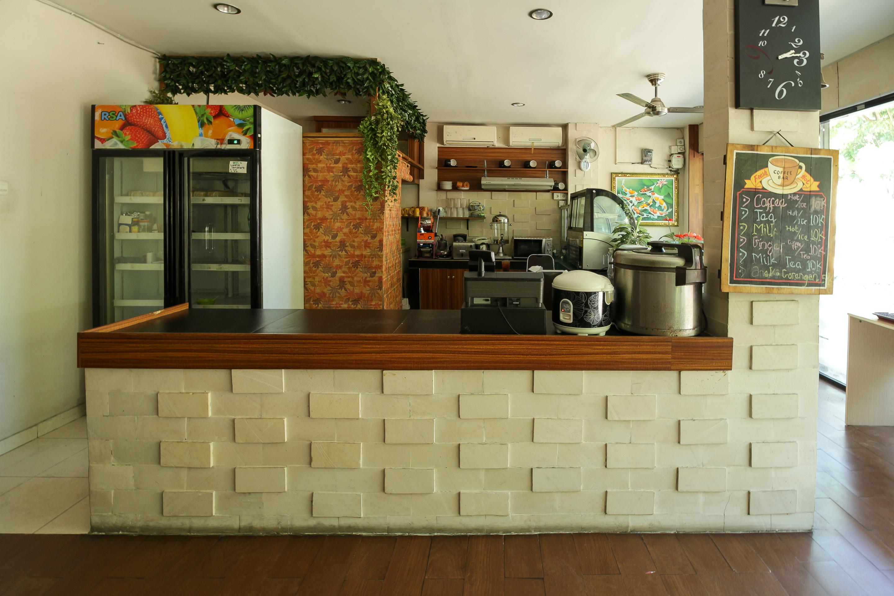 Oyo 734 Tuban Torres Accomodation Kuta Lombok Eksteriør bilde