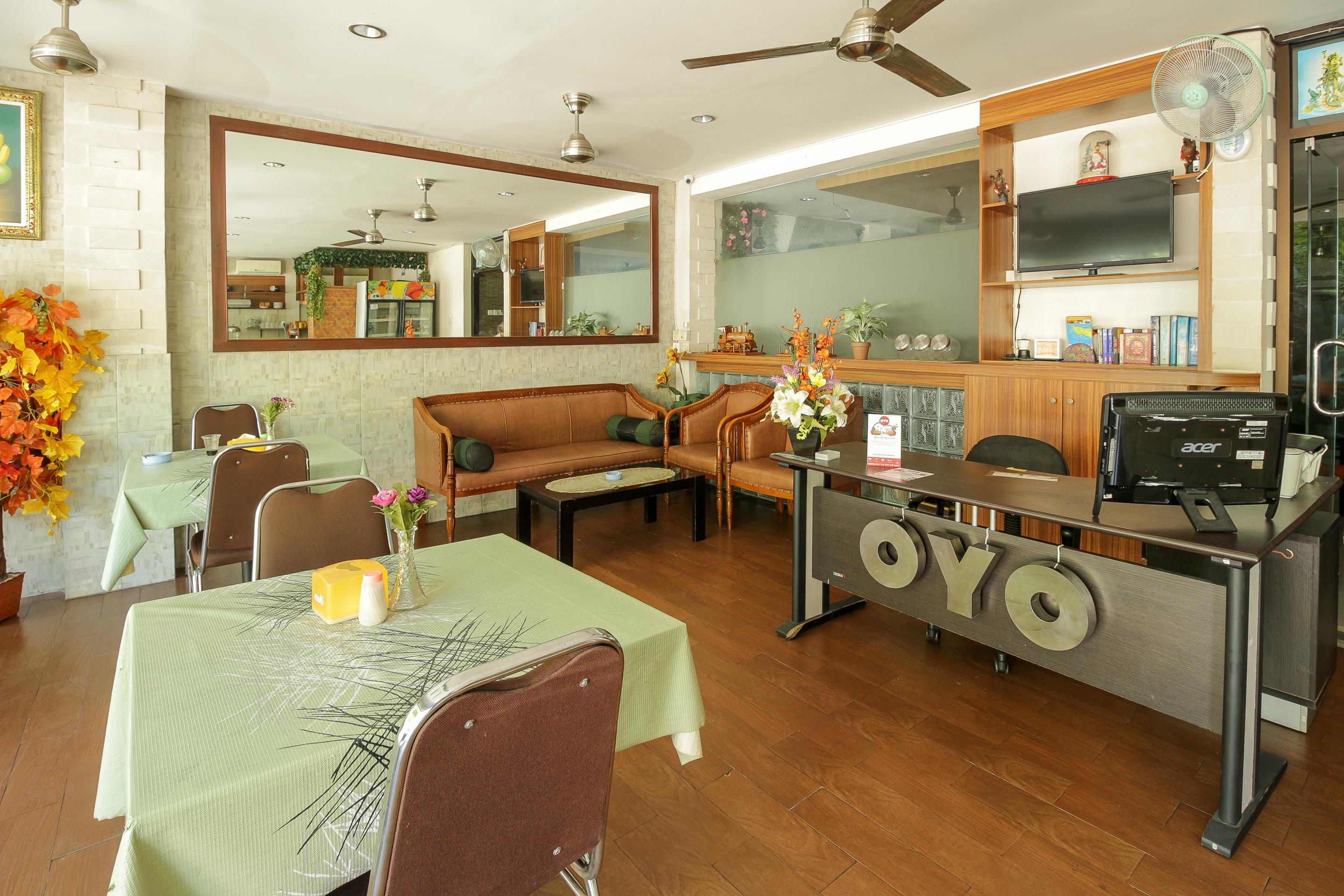 Oyo 734 Tuban Torres Accomodation Kuta Lombok Eksteriør bilde
