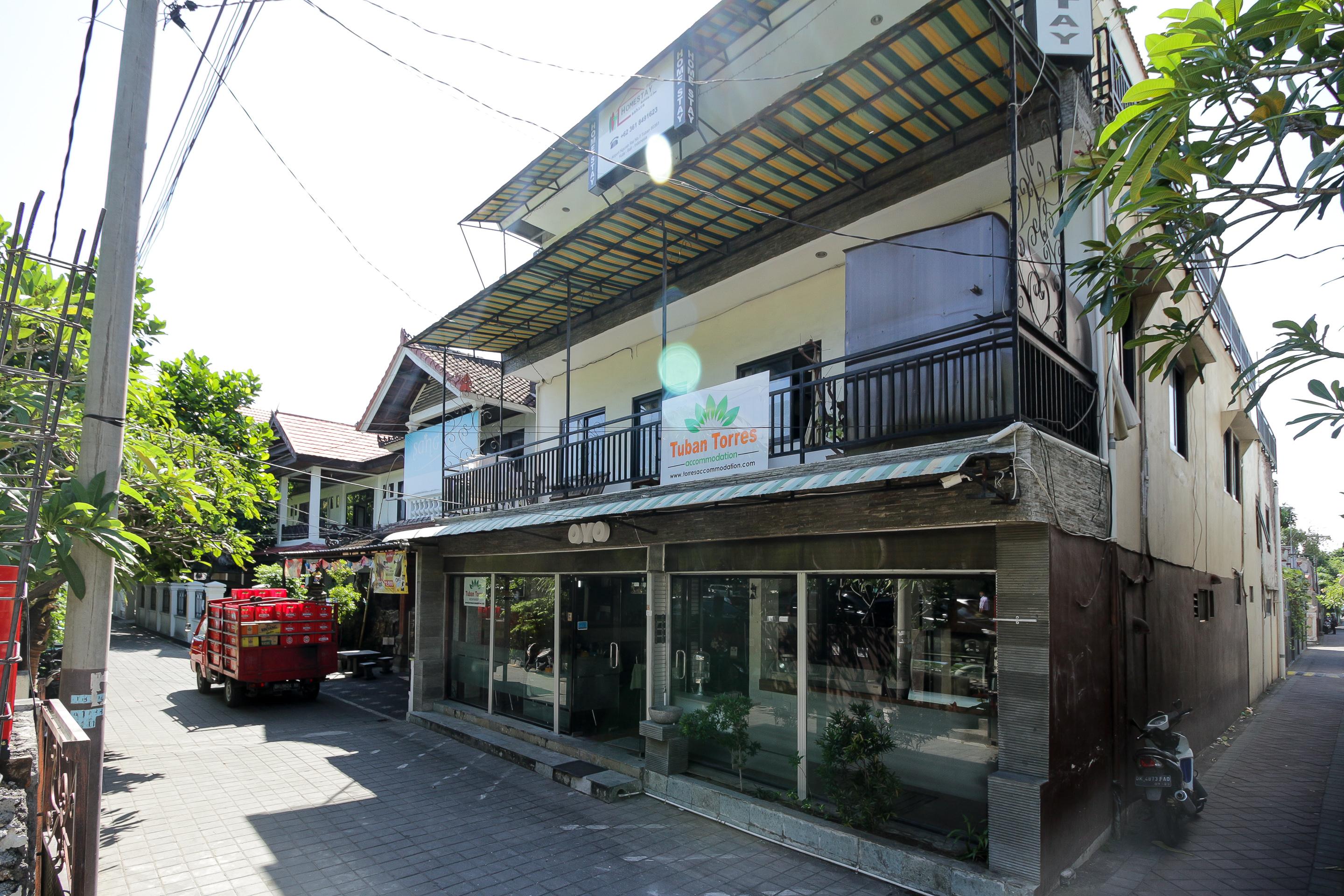 Oyo 734 Tuban Torres Accomodation Kuta Lombok Eksteriør bilde