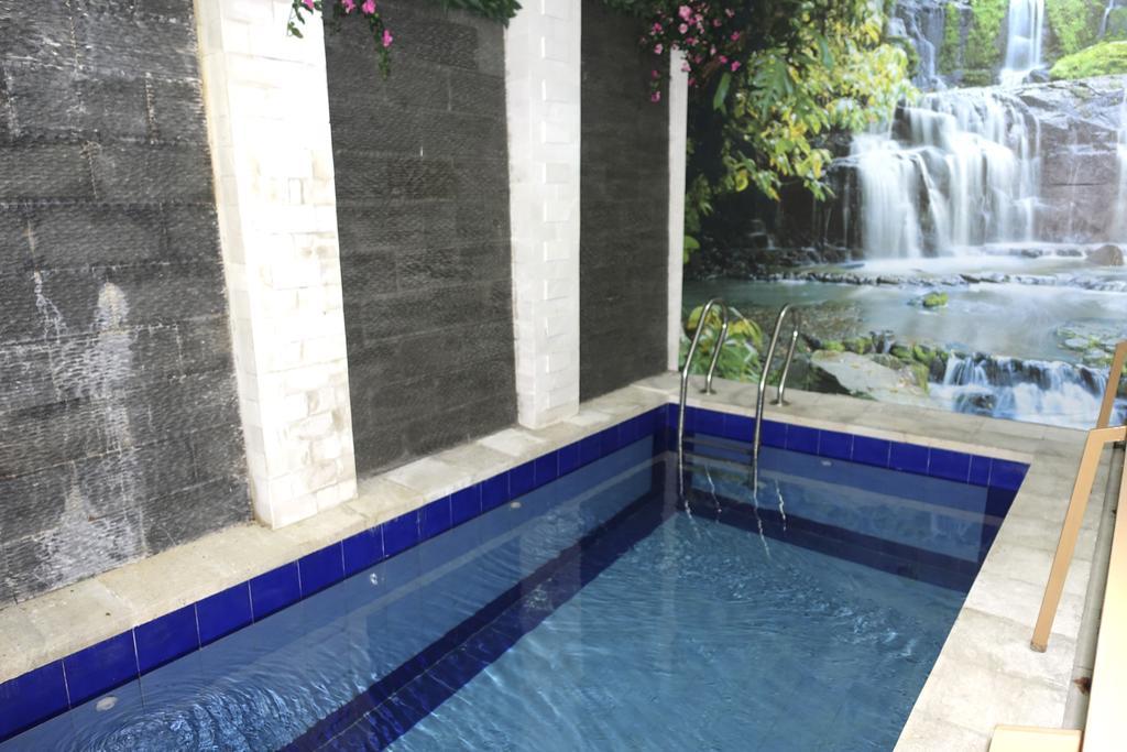 Oyo 734 Tuban Torres Accomodation Kuta Lombok Eksteriør bilde